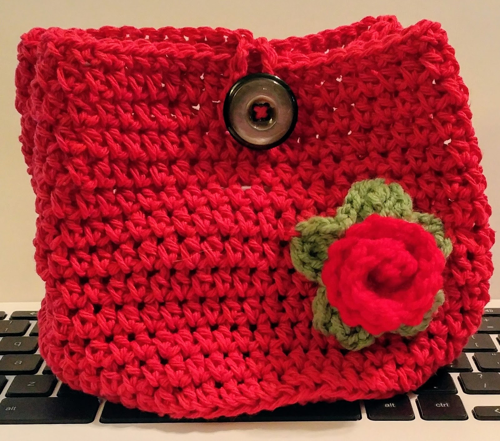 National Crochet Month Cake Cozy Yarn Bag and Free Pattern!