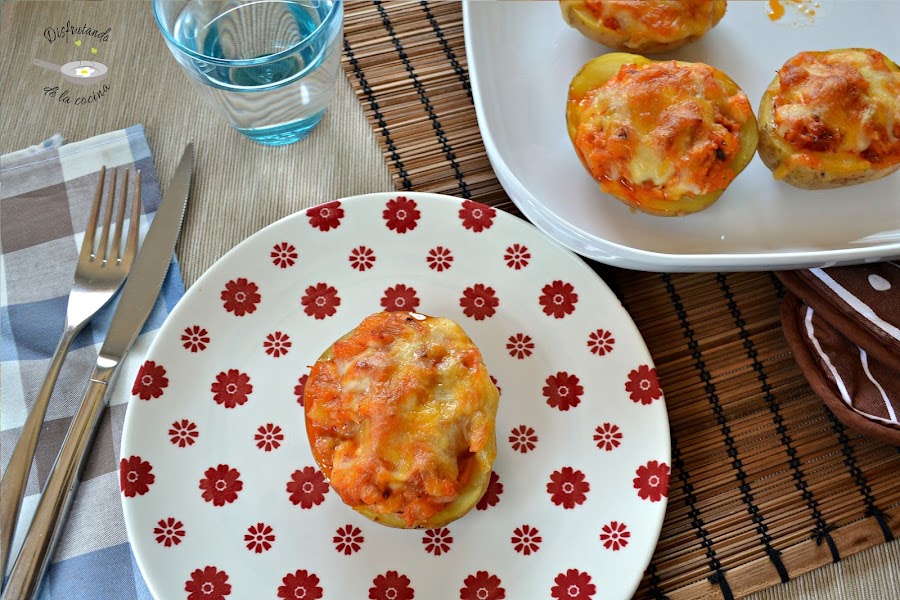Patatas rellenas de atún 