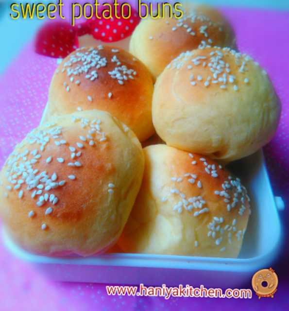 roti ubi jalar (sweet potato buns)
