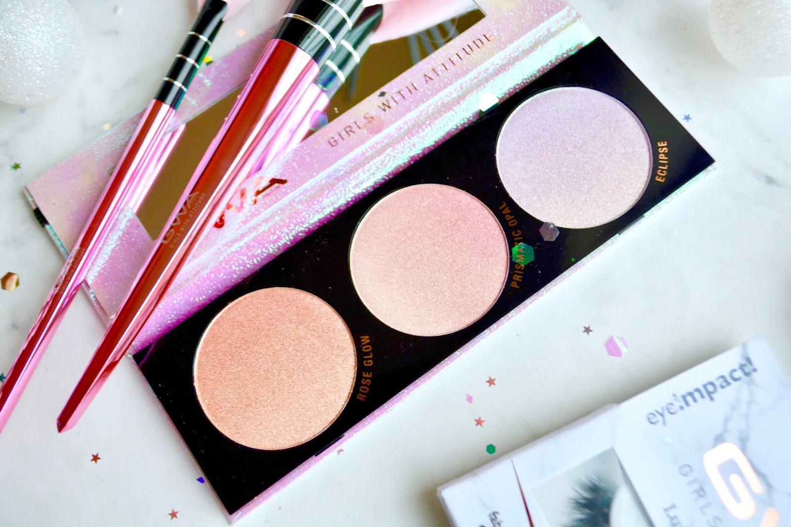 Girls With Attitude Galactic Glow Highlighting Palette Girls With Attitude Galactic Glow Highlighting Palette