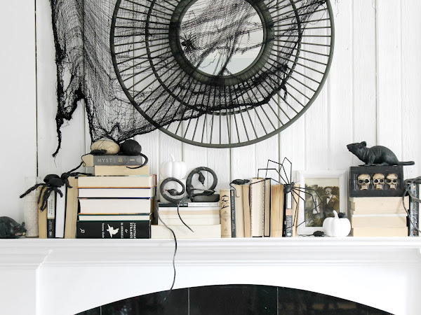 Scary Halloween Mantel