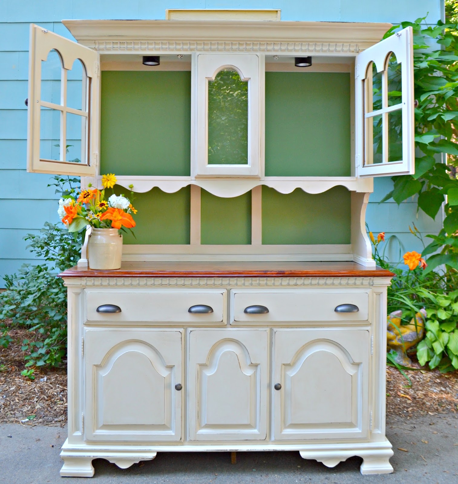 Heir and Space A Vintage Hutch in Cream and Green
