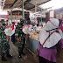 Sasar dua pasar diwilayah Kecamatan Gabus, Personel Koramil 19/Gabus adakan pengawasan penerapan prokes