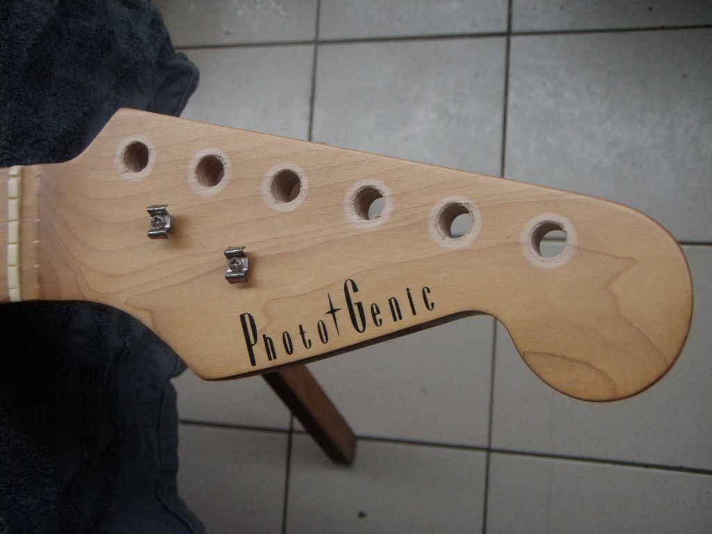 Upgrading Electric Guitar Tuners DIY Strat (and other guitar & audio