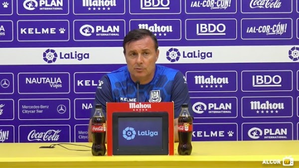 Cristóbal Parralo - Alcorcón -: "El Málaga es un equipo muy difícil y complicado"