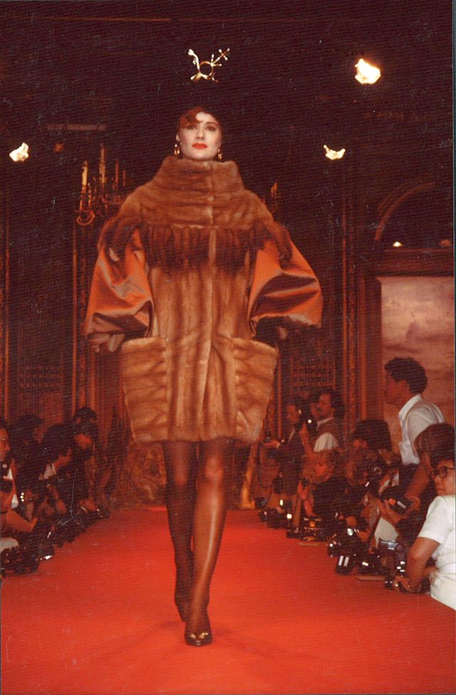 Fall-Winter 1987 Haute Couture: The Unique Collection of Women's ...