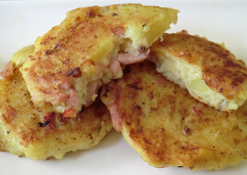 Galettes de pommes de terre, lardons et oignon sans gluten et sans lactose Ma petite cuisine