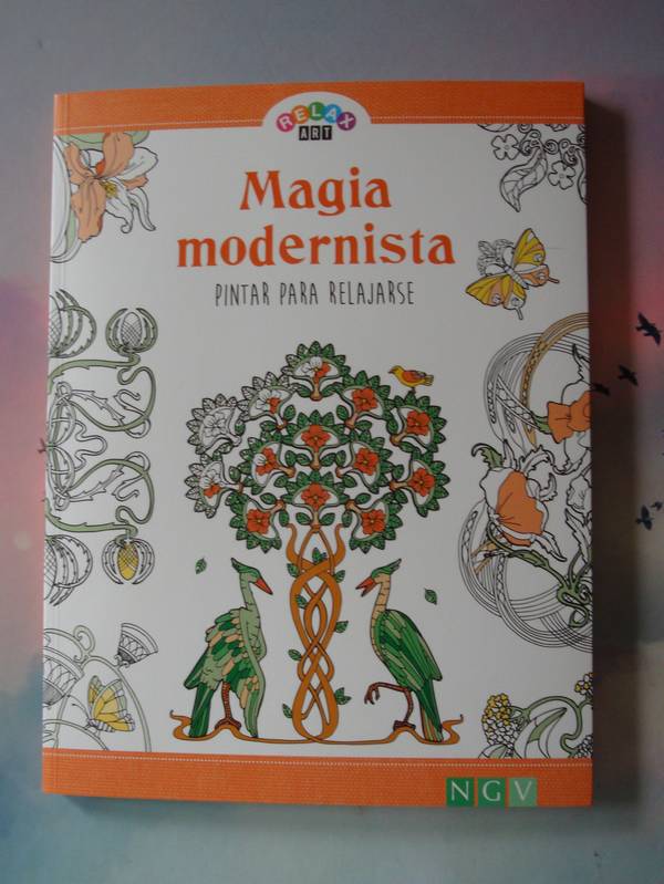 couverture du livre de coloriage pour adultes Magia modernista