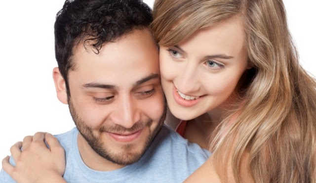 6 Cara Ampuh Agar Pasangan Tak Berpaling