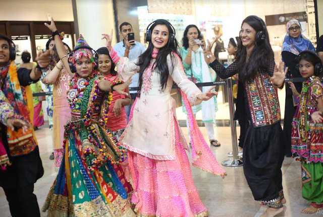 Viviana Mall's Silent Garba a hit with the revellers. Again!