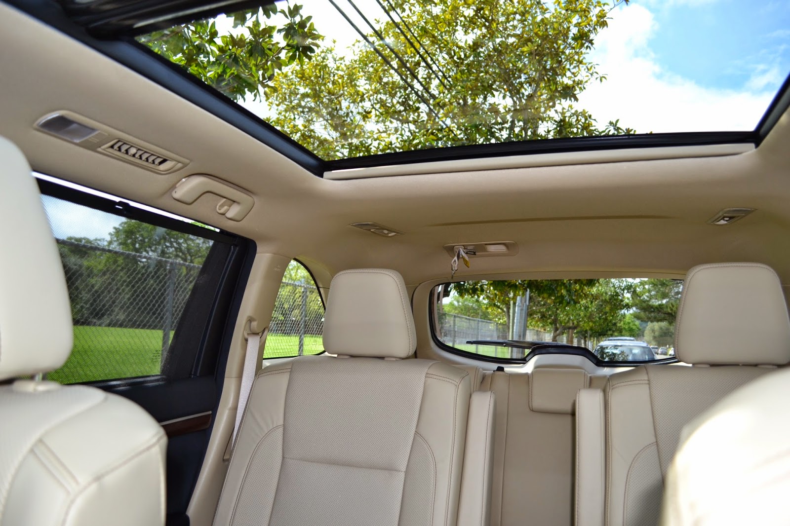 2017 Toyota Highlander Panoramic Sunroof