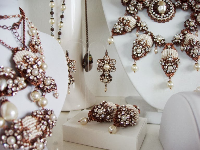 Vintage style jewelry jewellery Eesti disainer ehted Bijoux Collier Boucles Bracelet Crystal perles anciennes Schmuck halskette armband perlen alte steine glas edelstein crystal