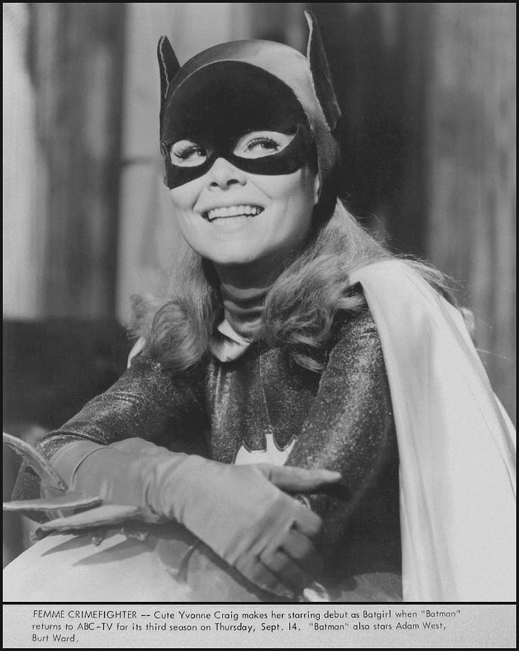 BOOKSTEVE'S LIBRARY: Batgirl Photos-Yvonne Craig-1967