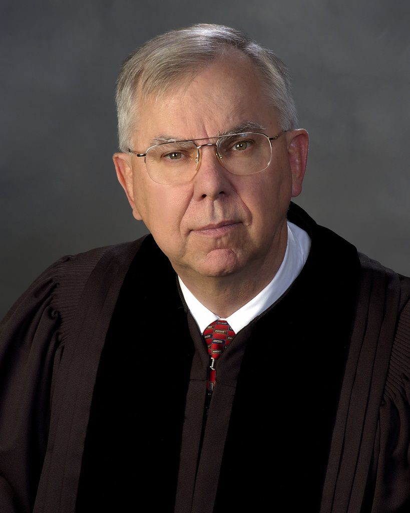 THE ET CETERA CHRONICLES HUGH P. THOMPSON