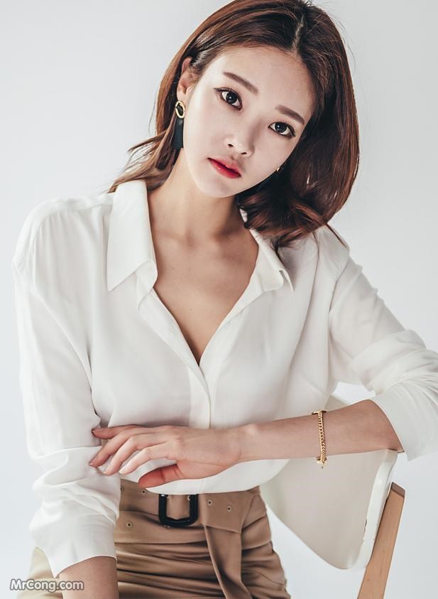 Beautiful Park Jung Yoon in a fashion photo shoot in March 2017 (775 photos) photo 13-0