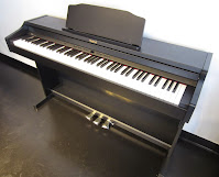 Artesia AP120e piano