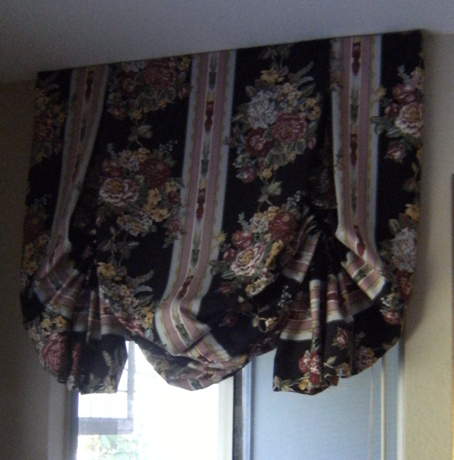 Sew Passionate DIY Butterfly Balloon Shades