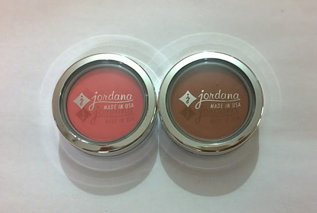 Jordana Powder Blush in Mocha and Rouge Review & Swatches