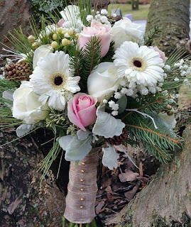 50+ Buket Bunga Pengantin (Hand Bouquet Bunga) Pernikahan