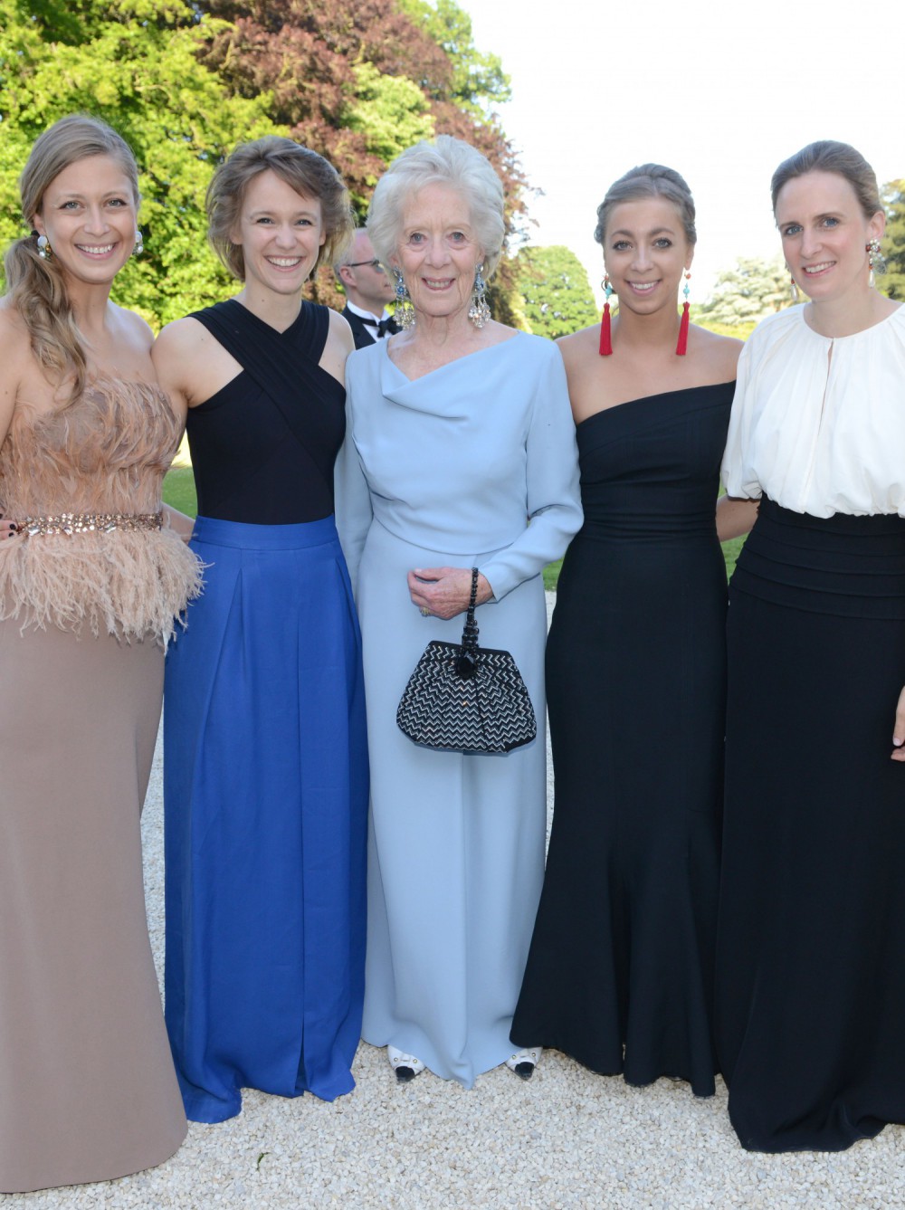 Get Bright Beautiful Alexandra Pollitt Dimitri Galitzine For Android Free Wallpaper Bright Beautiful Alexandra Pollitt Dimitri Galitzine For iPhone