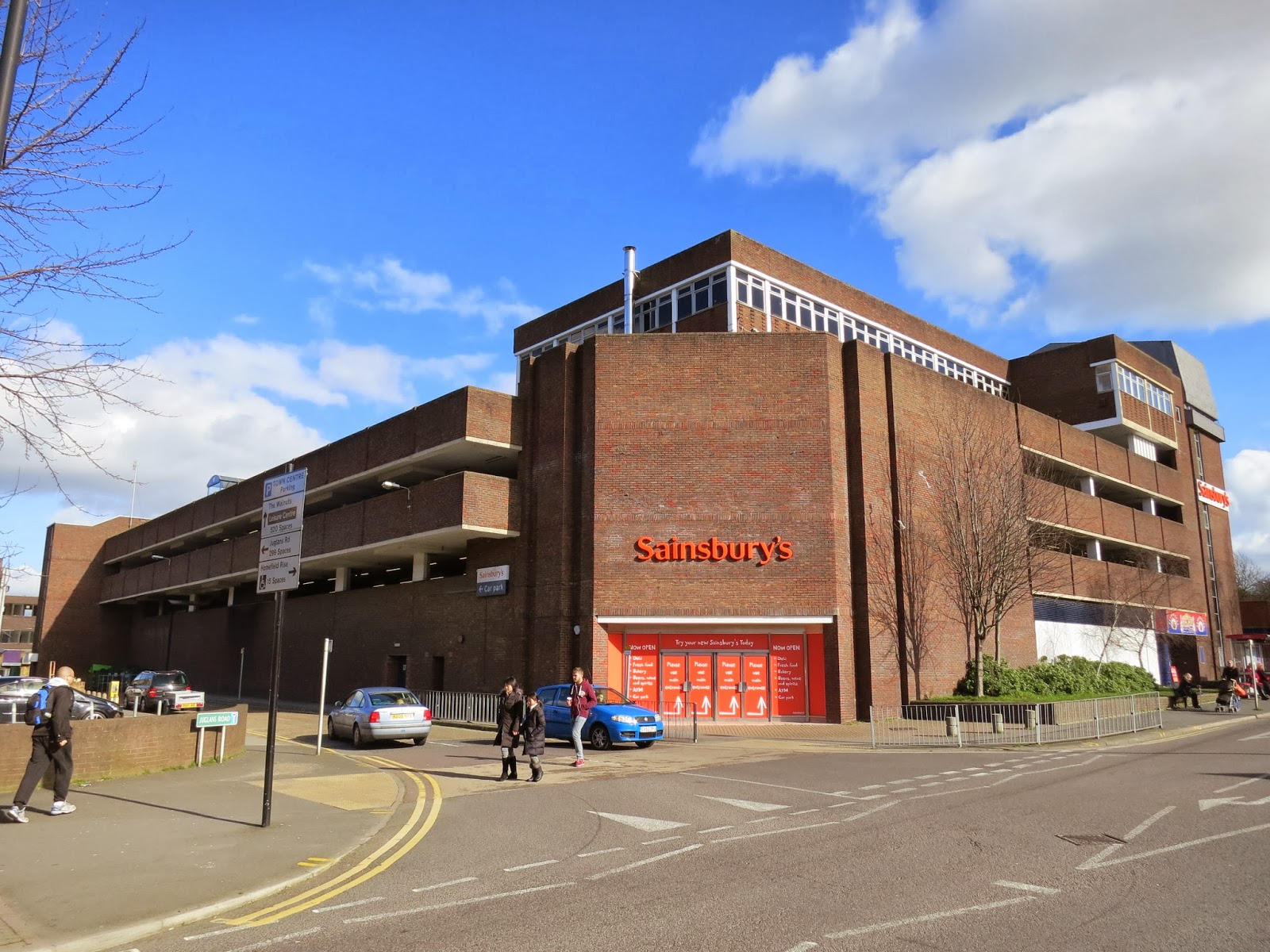 Teh Viscount's London Orpington a perambulation