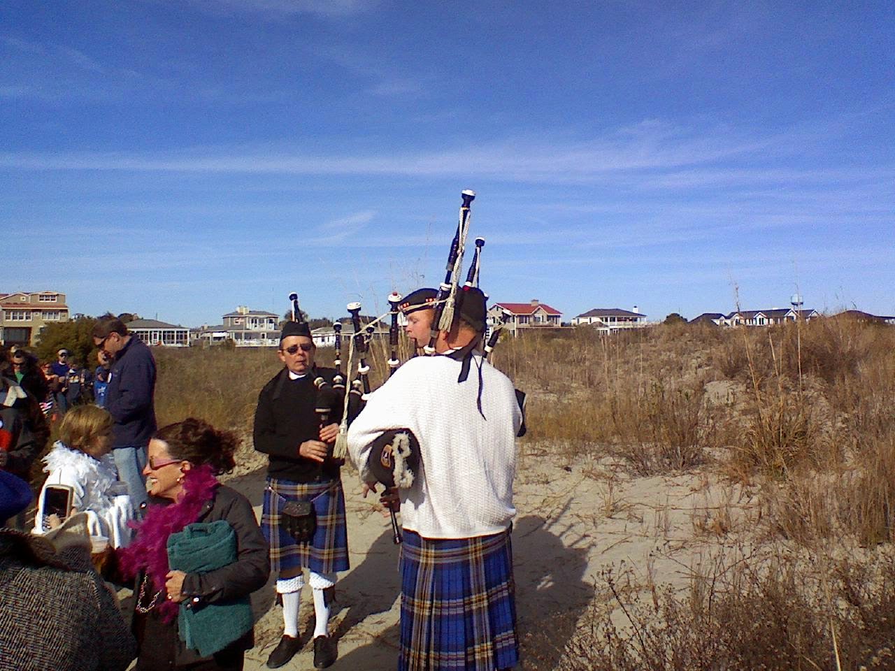 Sullivans Island Guide follow the bagpipes to the beach on Sullivan's