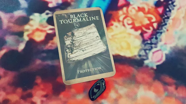  Black Tourmaline -The Healing Oracle Crystal Reading Cards