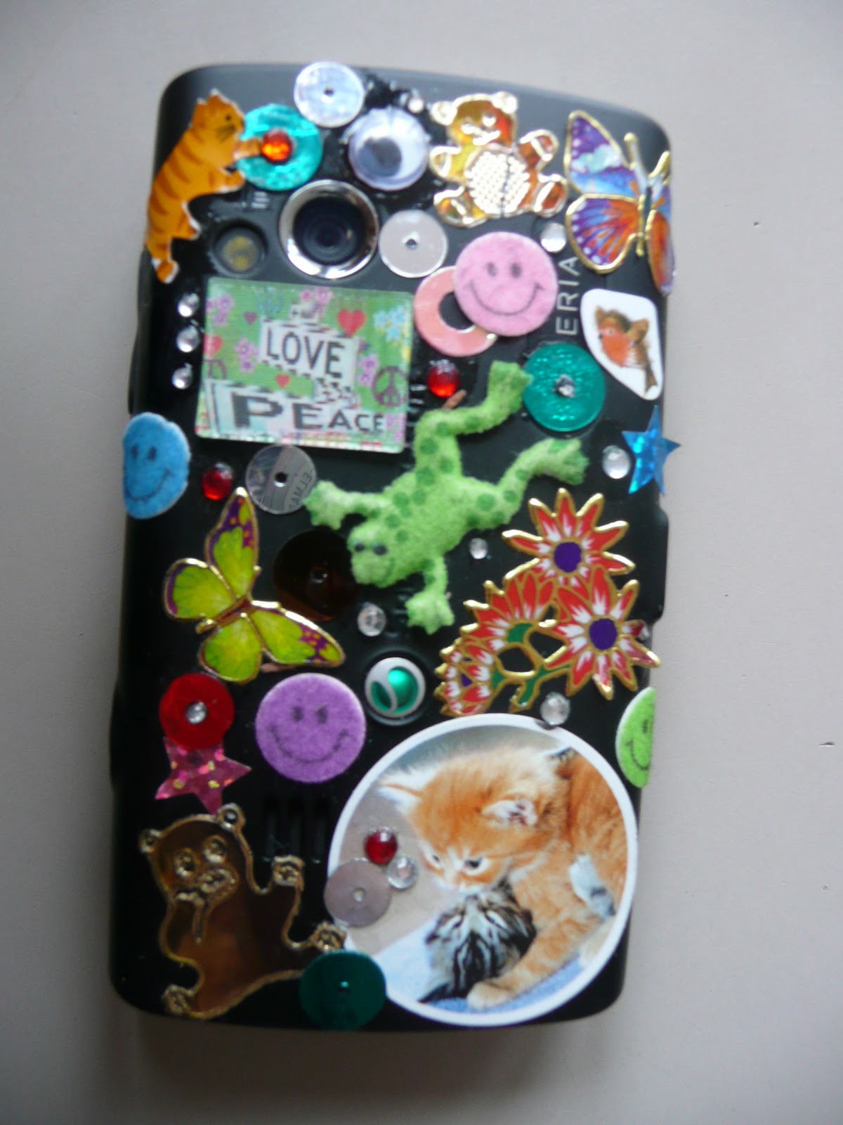 Chloe's Lab: Mobile Phone decoration