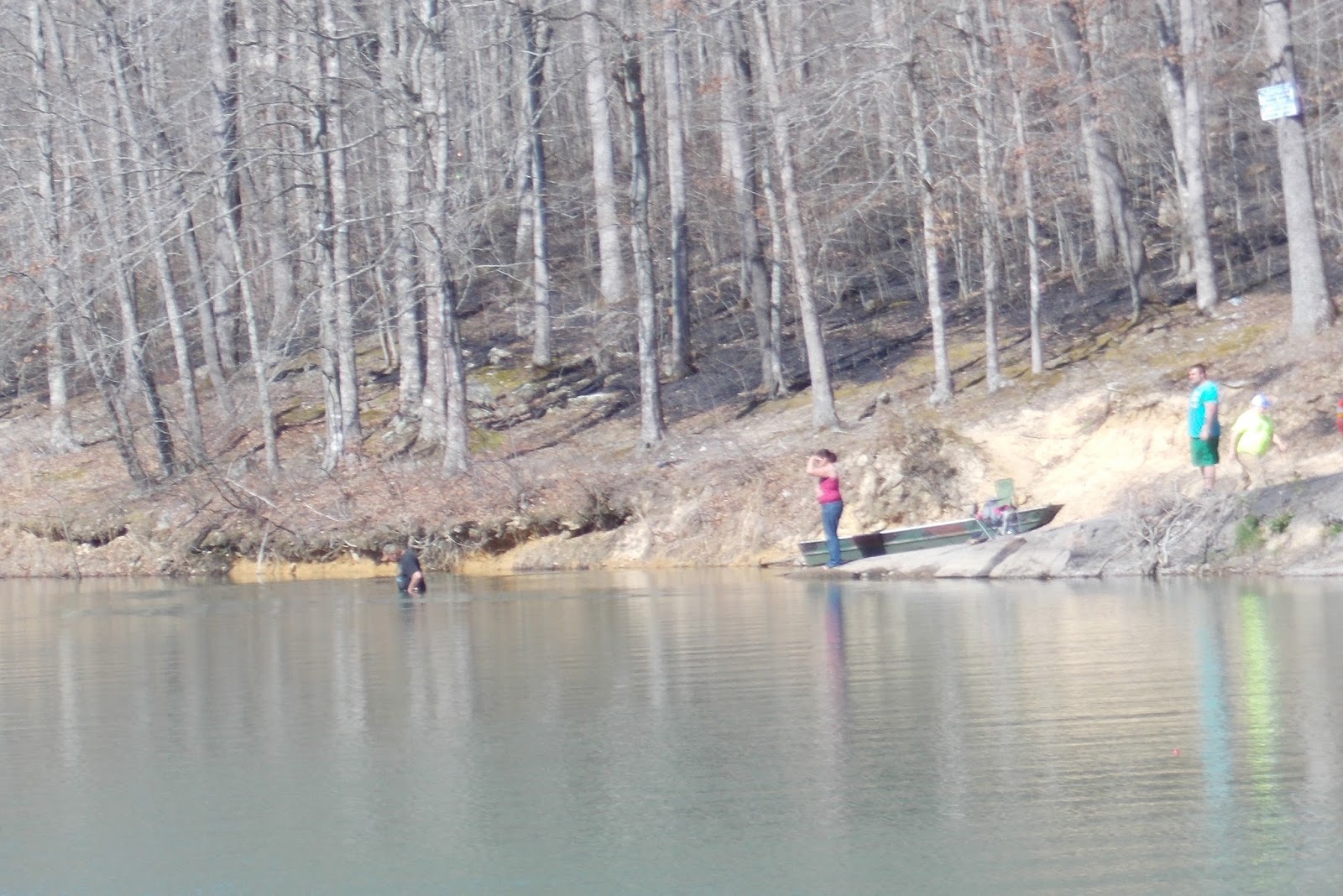Rally News Network Boat Sinks In Cannon Creek Lake