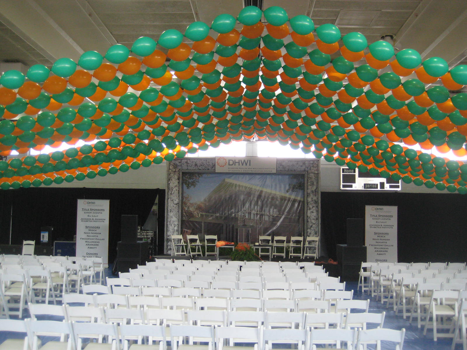 Decora tu fiesta con cadenas de globos