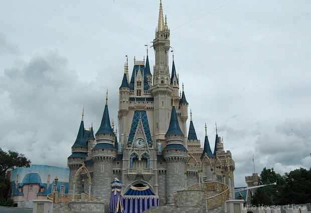 Our Disney Vacation {An Honest Disney Review}