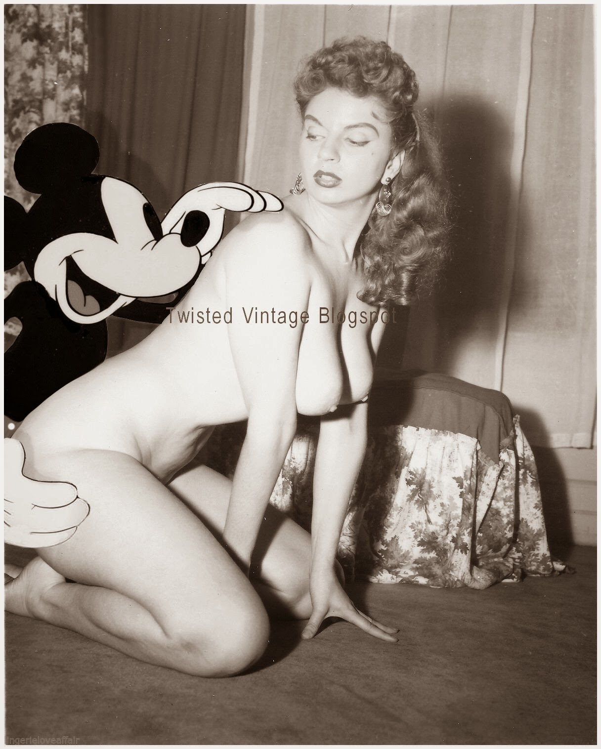 1216px x 1516px - Twisted Vintage: Toons Do Porn #47