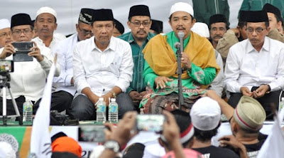 Tujuh Parpol Komitmen Menangkan Dhafir-Dayat di Pilkada Bondowoso 2018 Tujuh Parpol Komitmen Menangkan Dhafir-Dayat di Pilkada Bondowoso 2018