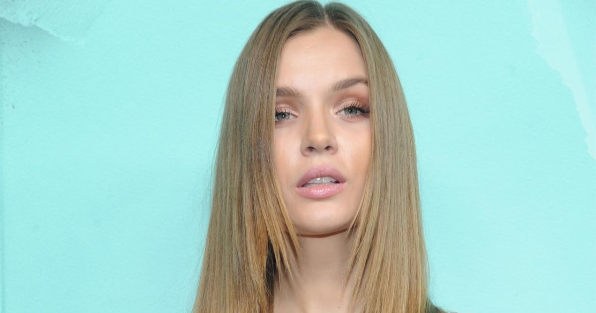 Model Crush: Josephine Skriver Tiffany Blue Book