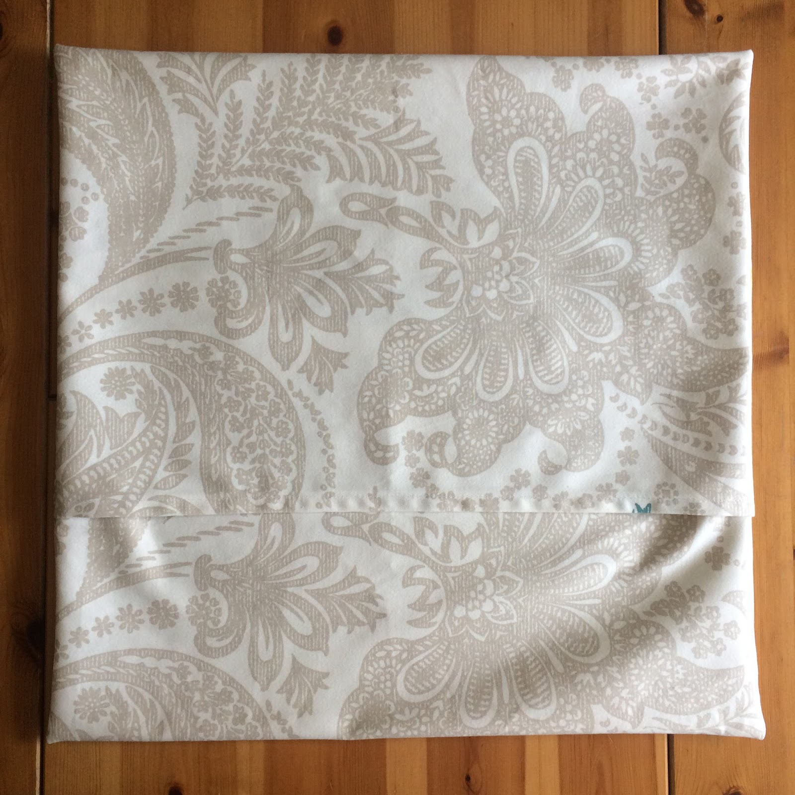 How to make your own cushion Cushion Cover Tutorial