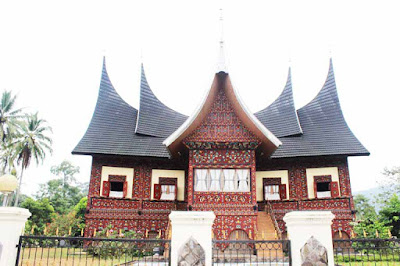 Gambar Rumah Gadang Gambar Rumah Gadang