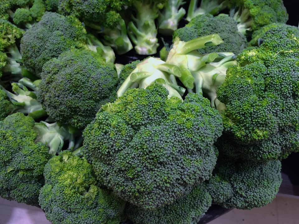 Kara Natural Food: Broccoli- Origin and Unique Health Benefits