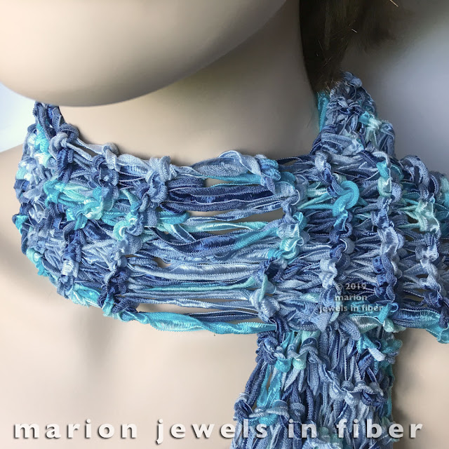 Knitted Scarf with Silk Ribbon | Free Pattern