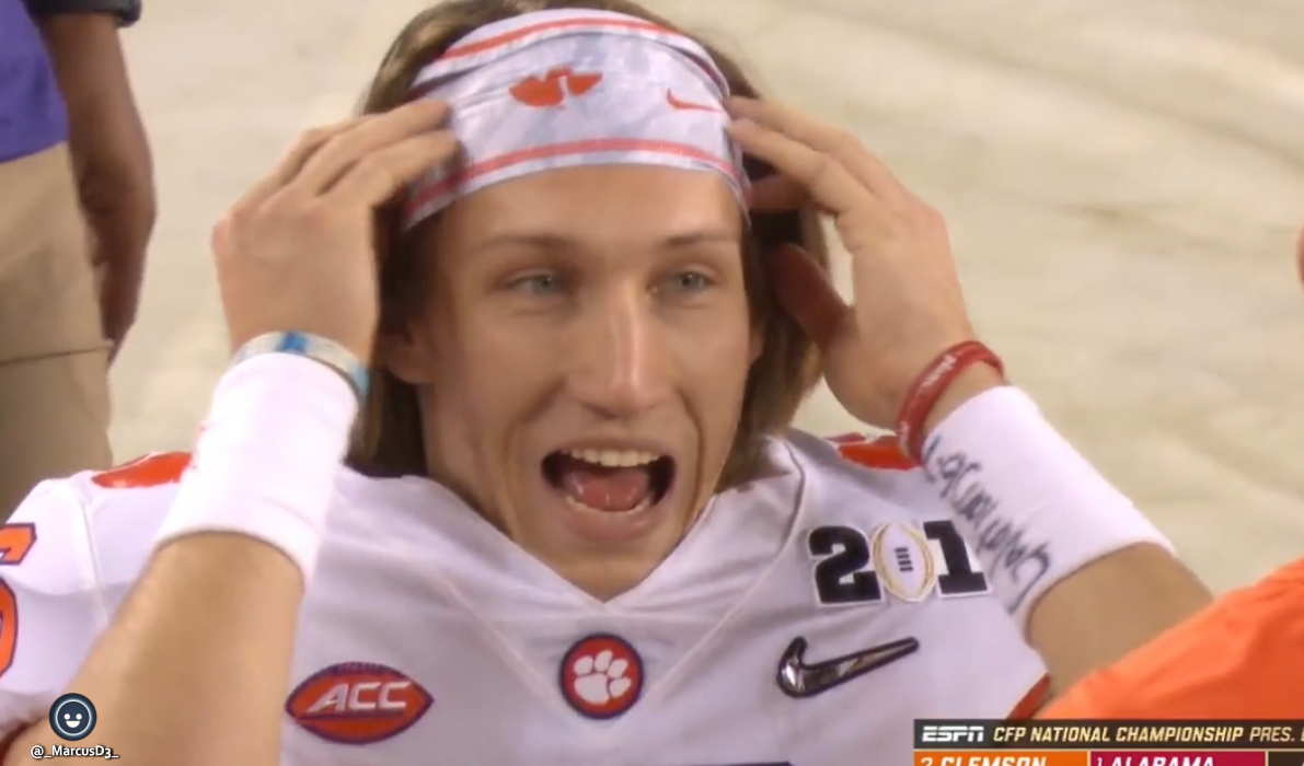 [Image: Trevor%2BLawrence%2Bhead%2Bband.PNG]