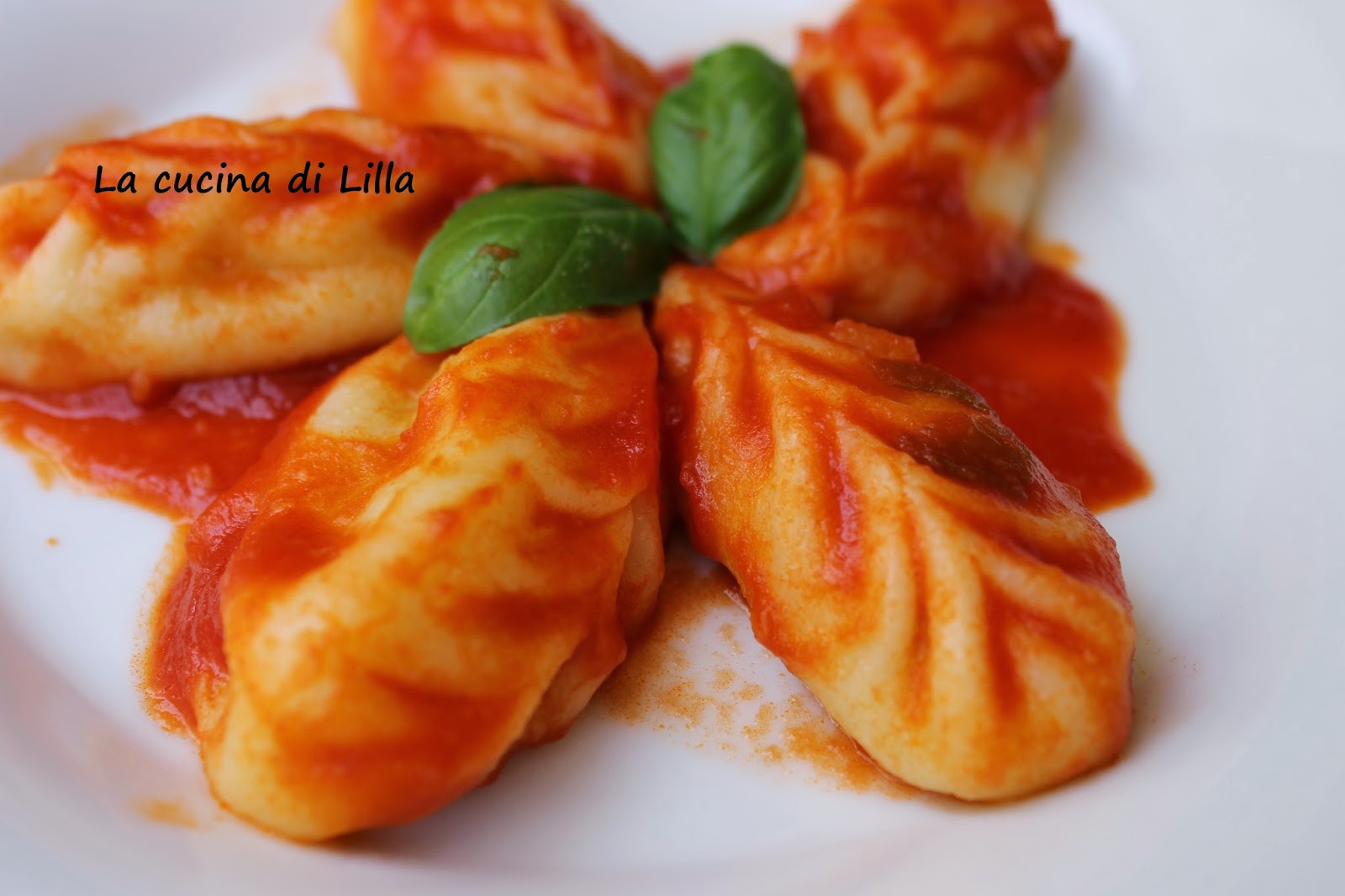 Pasta fresca Culurgiones di patate e menta
