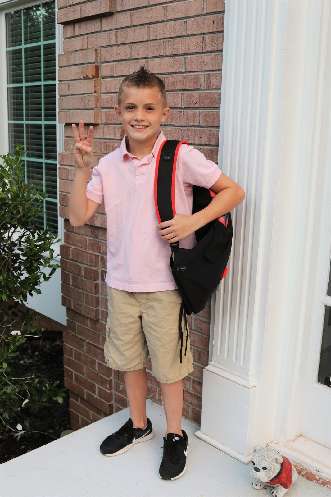 Keeping Up With The Joneses: First Day of School ~ 2017!