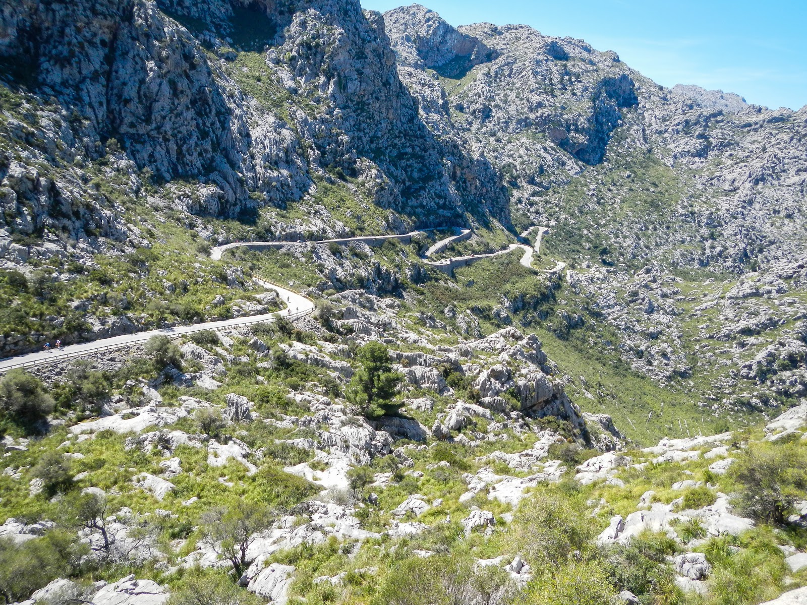 Outdoor Is Without Door 2018