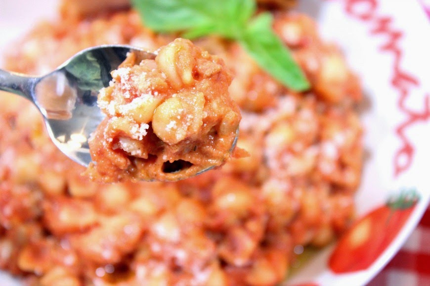 Kudos Kitchen By Renee Tomato and Bacon Pasta with Mascarpone