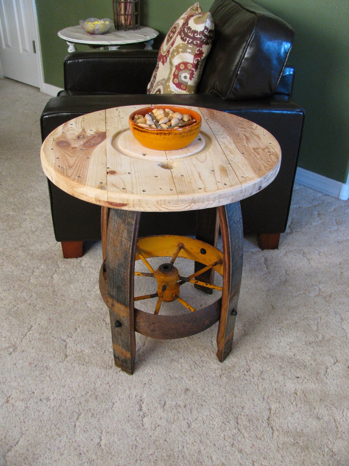 Reclaimed Rustics RUSTIC WHEEL END TABLE