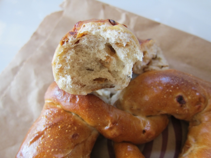 Review Jamba Juice Apple Cinnamon Pretzel