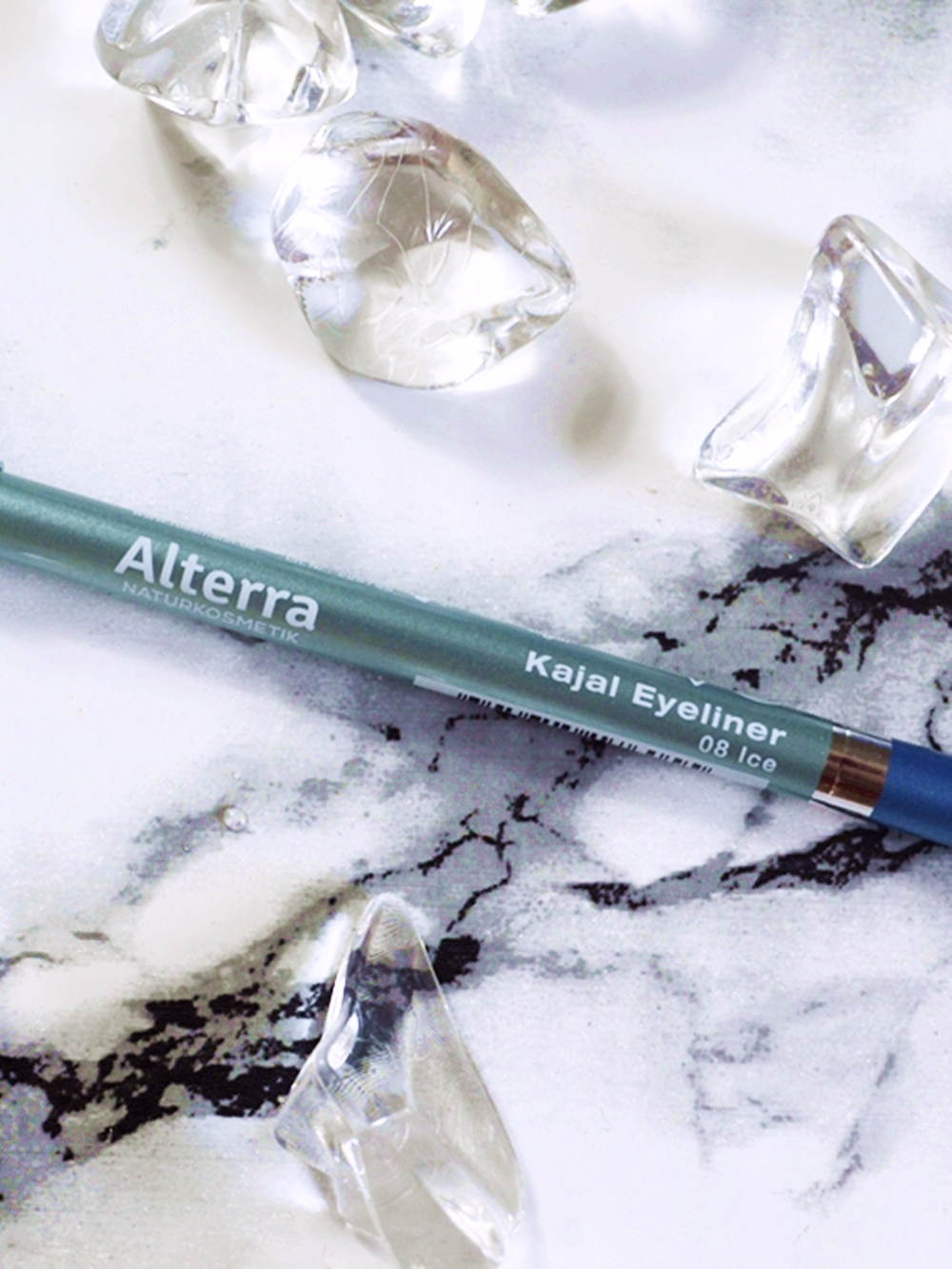 Products of the TrendBox / TrendRaider June 2016 'WaterPassion' / Alterra Kajal Eyeliner