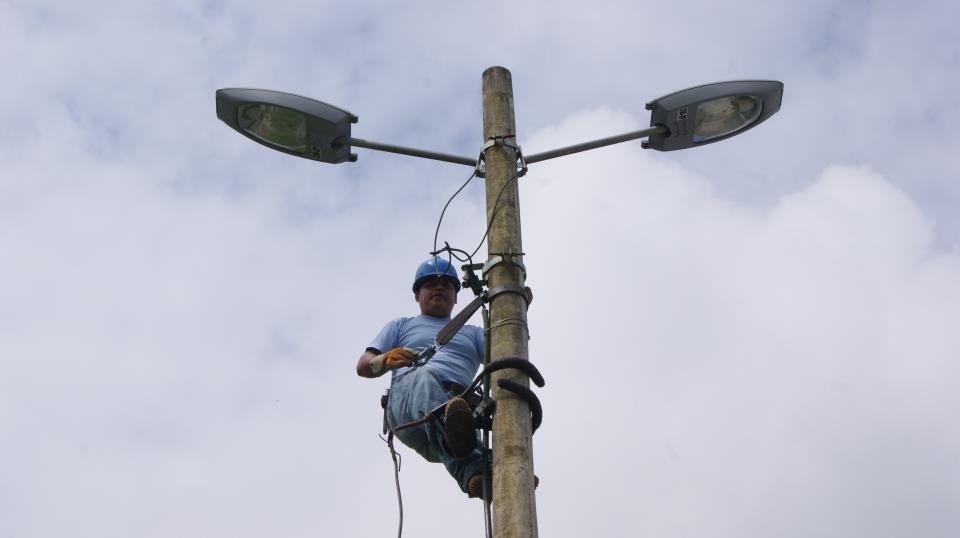 Empresa El ctrica Provincial Cotopaxi S A 12 De Agosto Suspensi n 
