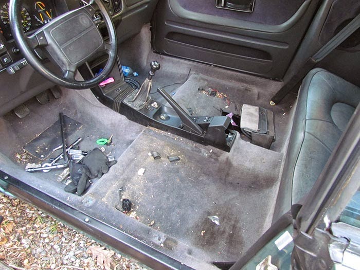 Center Console Removal on SAAB c900 Crawls Backward (When Alarmed)