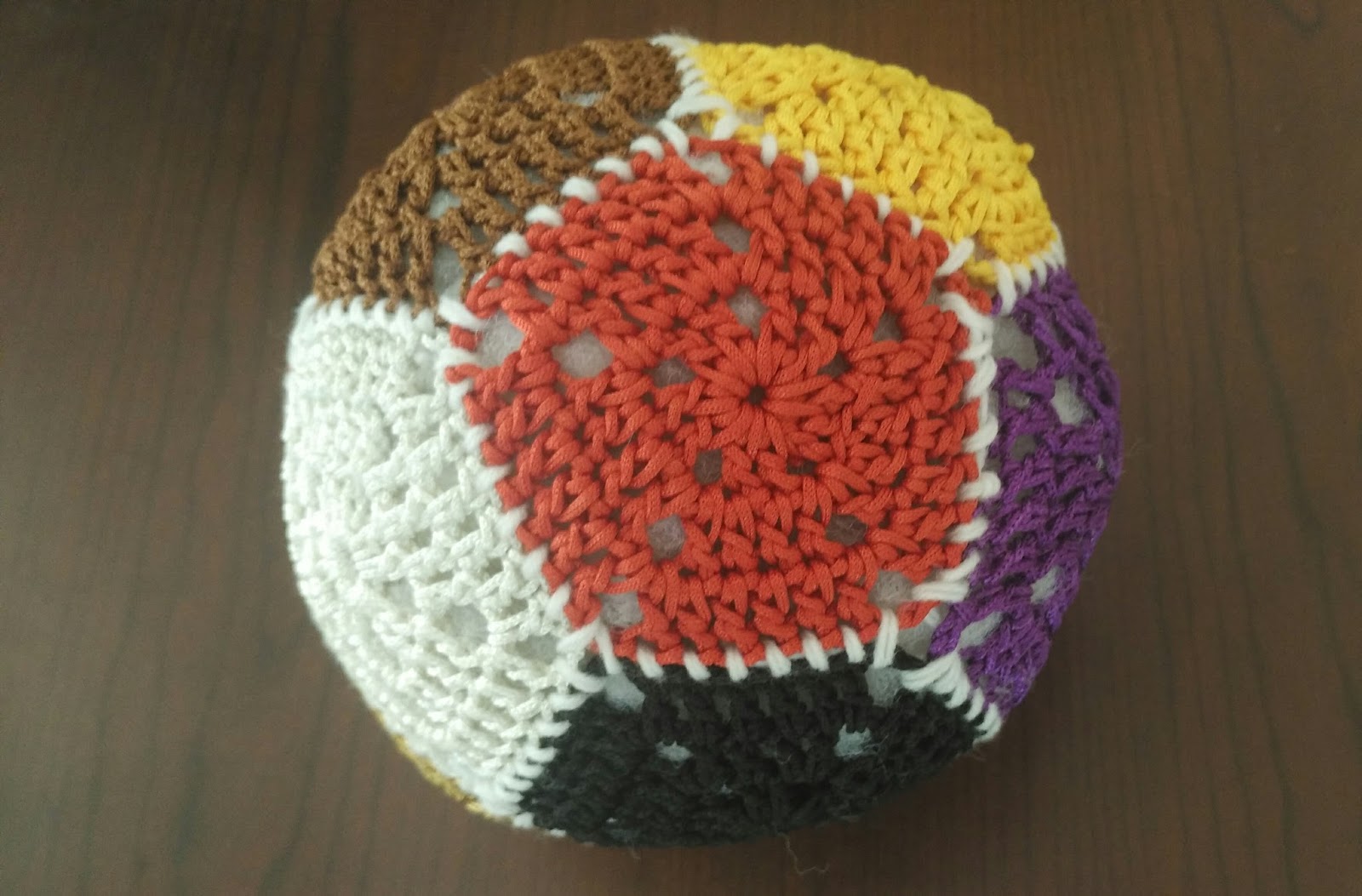 crochet kalaakari Crochet soccer ball free pattern