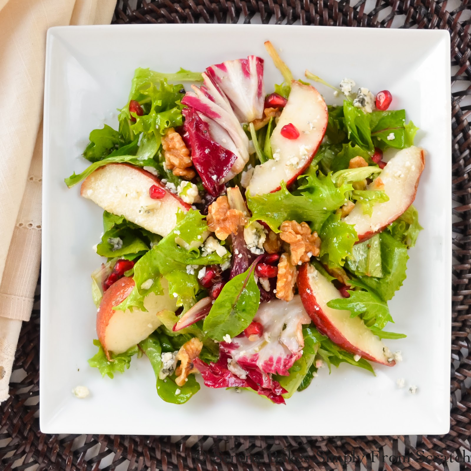 Savory Pear Pomegranate Gorgonzola &amp; Walnut Salad with White Balsamic ...